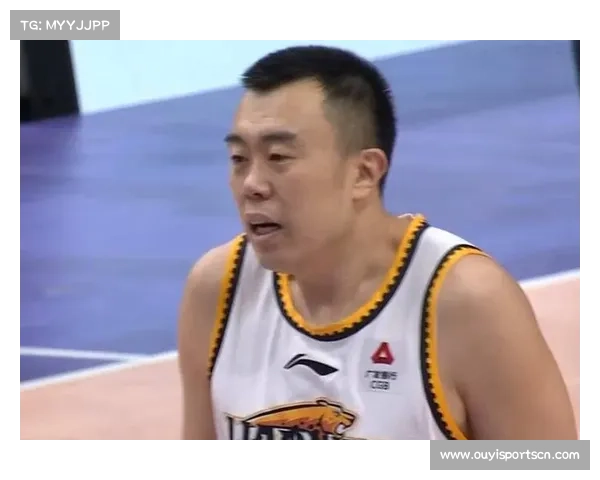 郭艾伦重返辽宁训练与韩德君久别重逢感慨万千再难回到过去